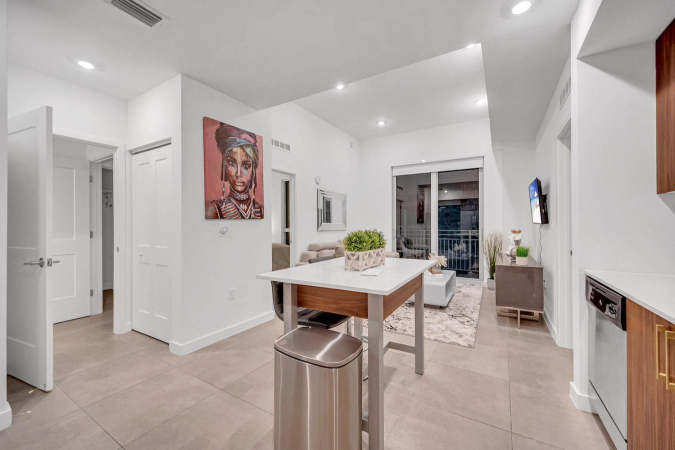 Modern Unit In The Heart Of Downtown Miami With Free Parking Leilighet Eksteriør bilde