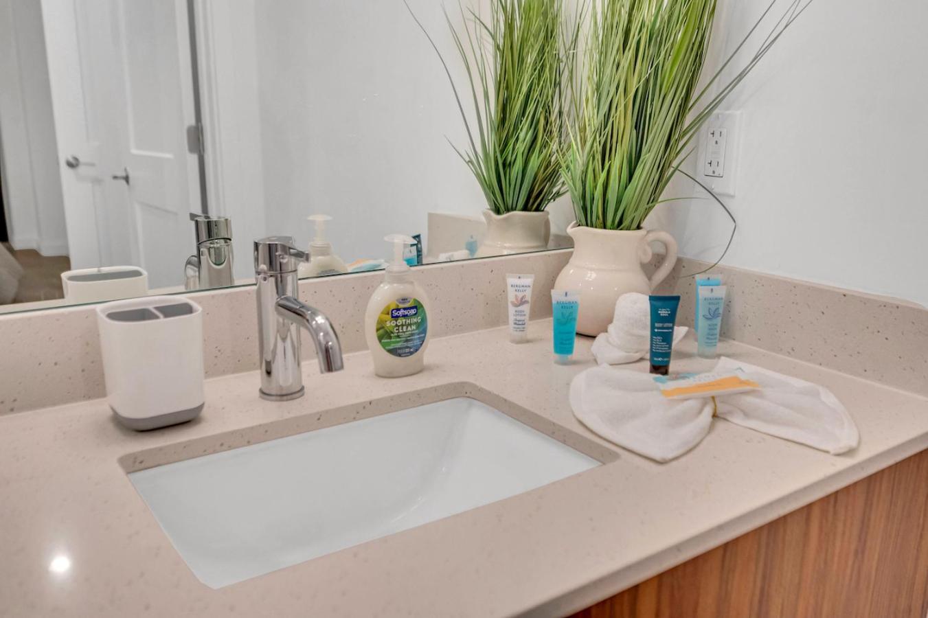 Modern Unit In The Heart Of Downtown Miami With Free Parking Leilighet Eksteriør bilde